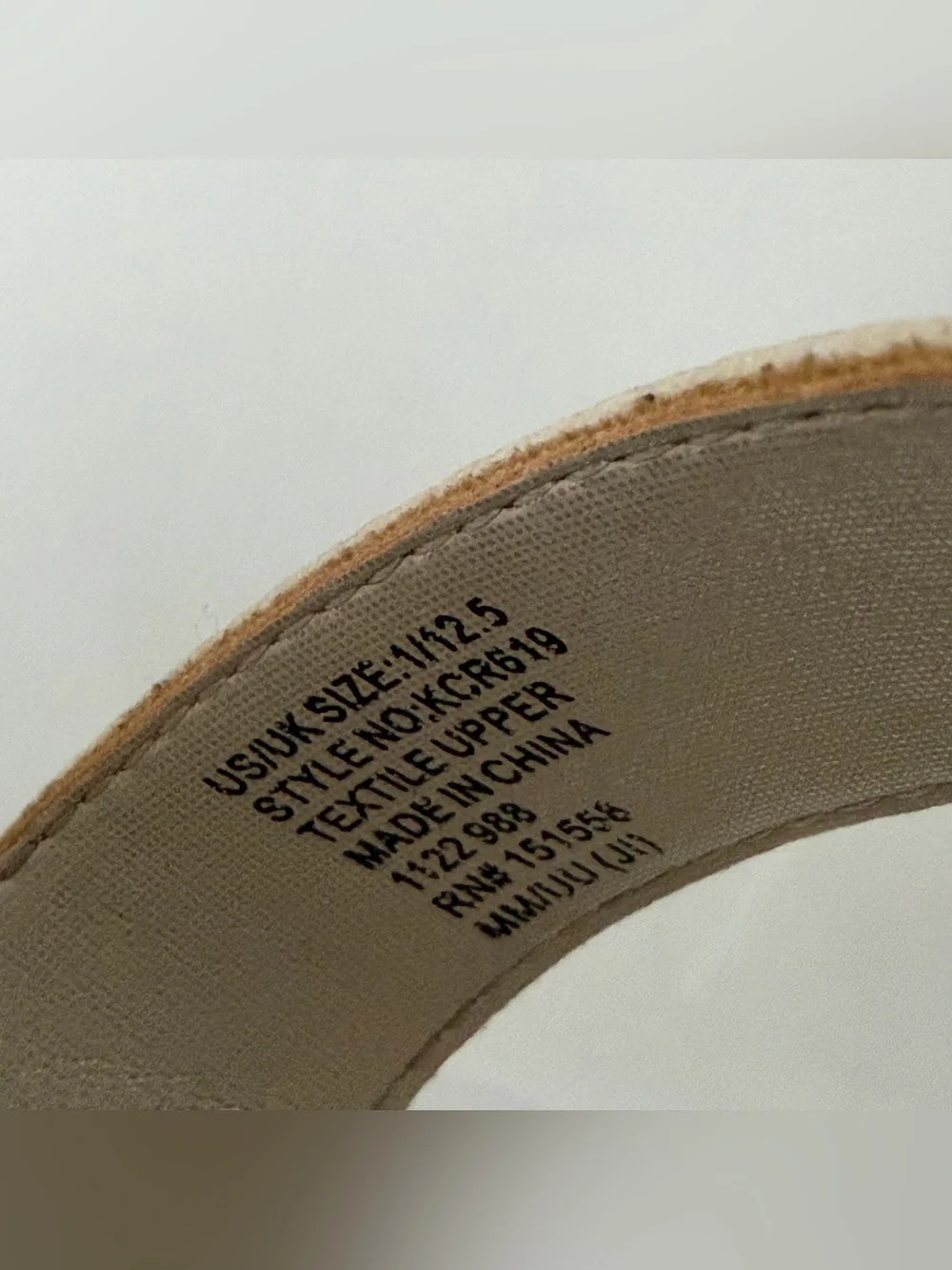 Reaction Kenneth Cole Girls Neutral Beige Ankle Strap Block Heel Sandals Size 1